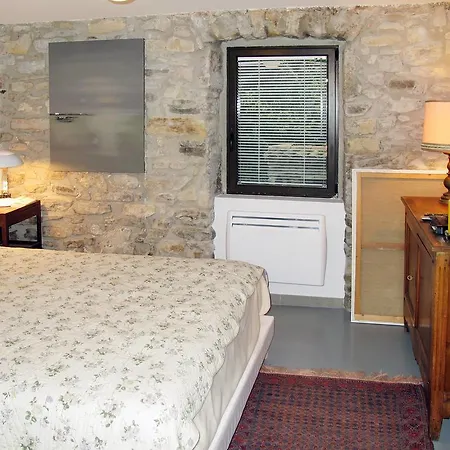 Ferienhaus Holiday home Rochecolombe